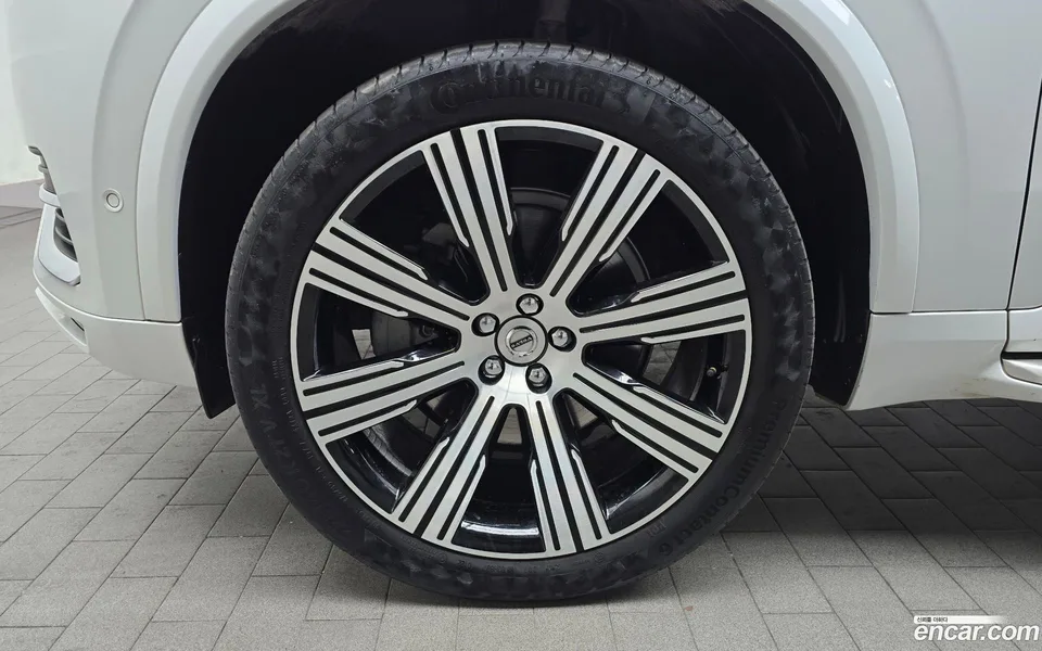 Volvo XC90 B6 2022 — миниатюра 5