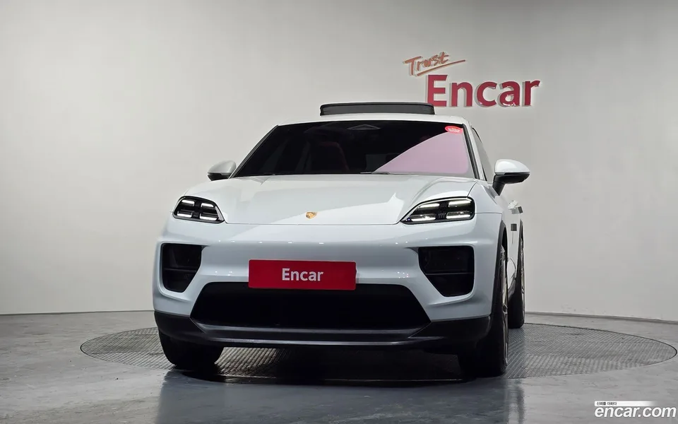 Porsche Macan Electric 4S 2025 — миниатюра 3