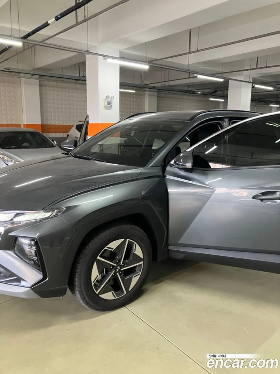 Hyundai Tucson Hybrid NX4 HEV 1.6 2WD 2024 — фото 1, купить с доставкой в Москву