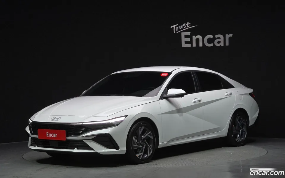 Hyundai Avante CN7 1.6 2025 — фото 1, купить с доставкой в Москву