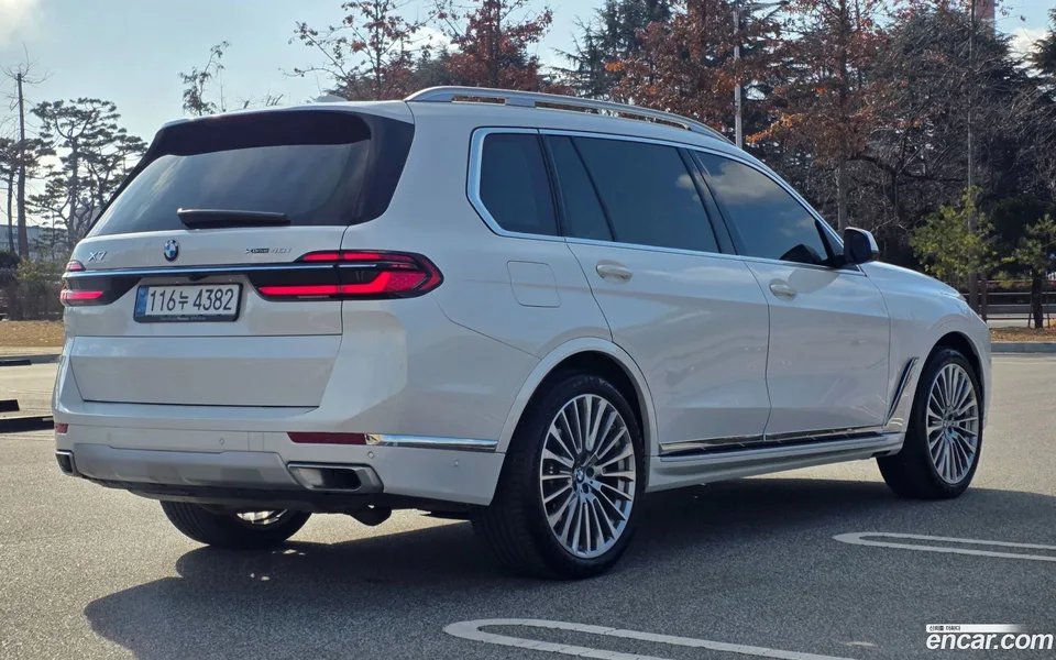 BMW X7 xDrive 40i 6 2025 — миниатюра 2
