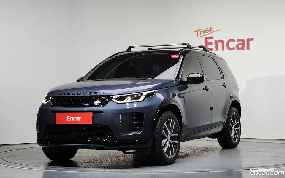 Land Rover Discovery Sport P250 SE 2025 — фото 1, купить с доставкой в Москву
