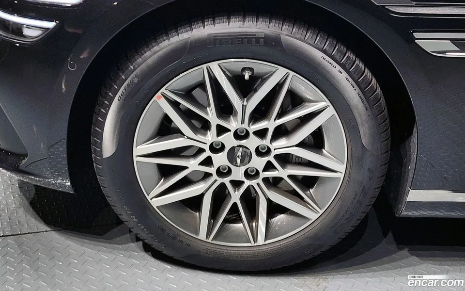 Genesis G80 2.5 2WD 2025 — миниатюра 5