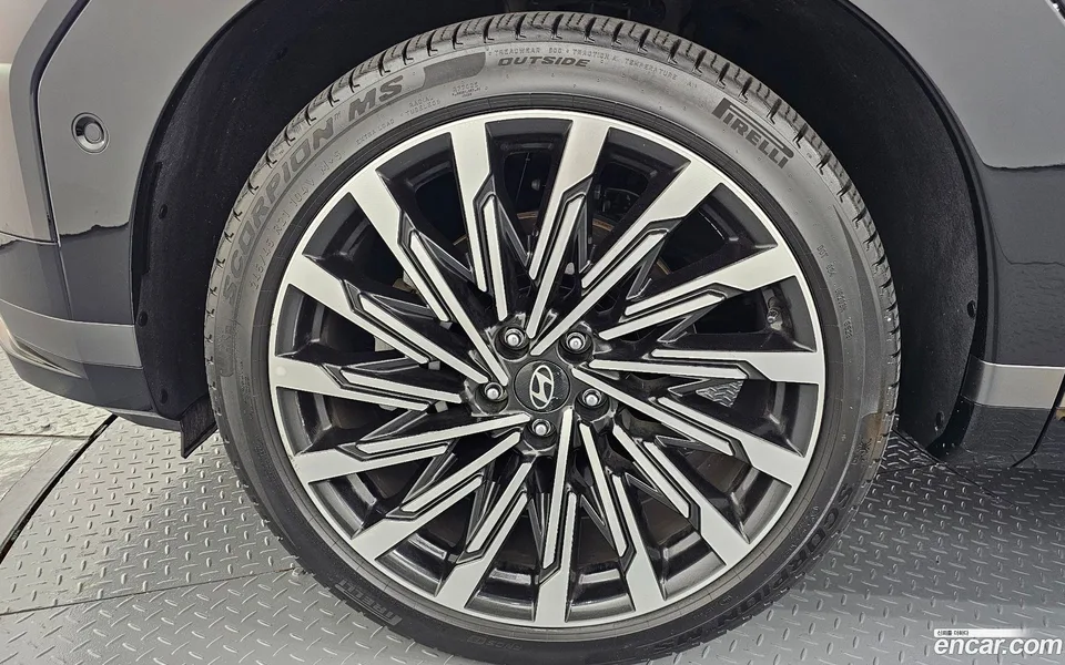 Hyundai SantaFe 2.5T 2WD 2024 — миниатюра 5