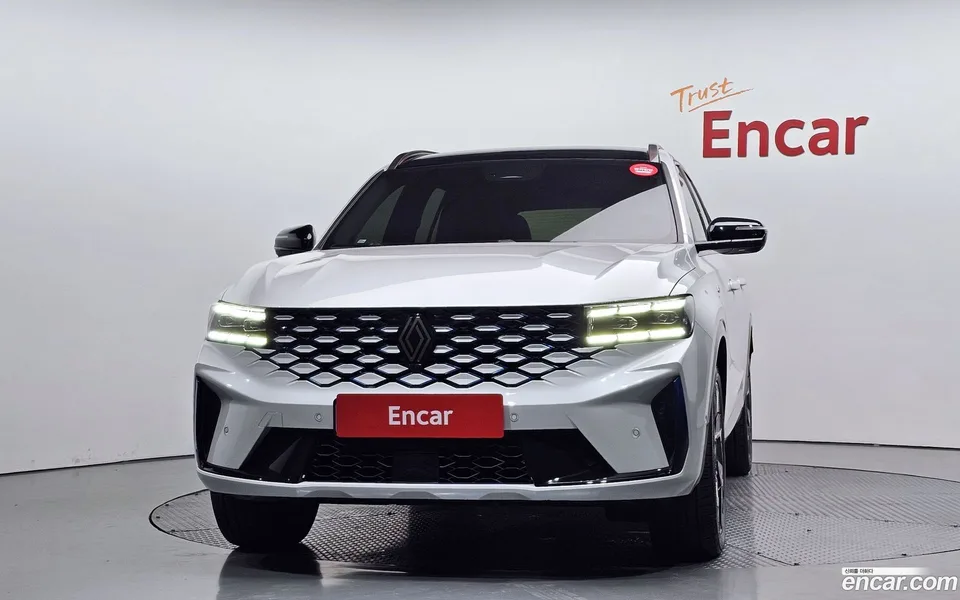 Renault Samsung Grand Koleos 1.5 E-TECH 2WD 2024 — миниатюра 3