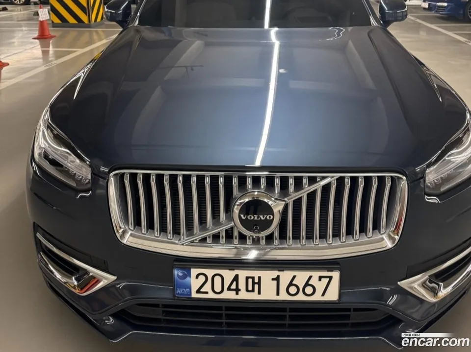 Volvo XC90 B6 2023 — миниатюра 3