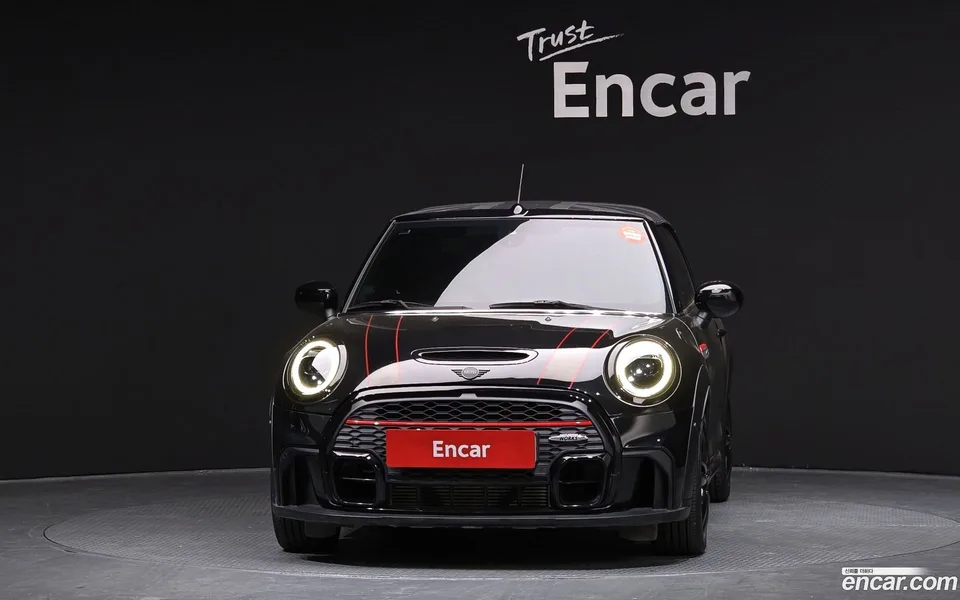 MINI Cooper S Convertible JCW 2023 — миниатюра 3