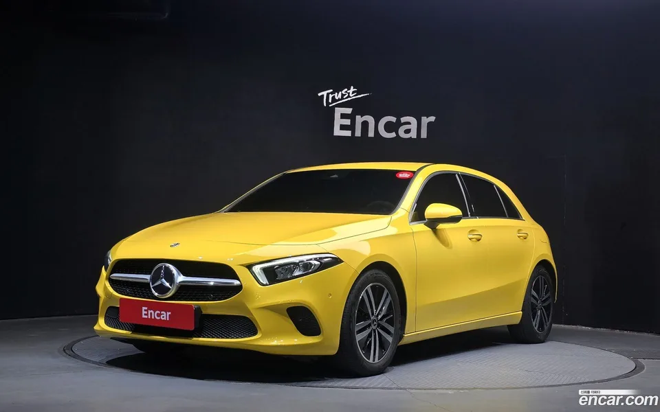 Mercedes-Benz A-Class A220 2022 — фото 1, купить с доставкой в Москву