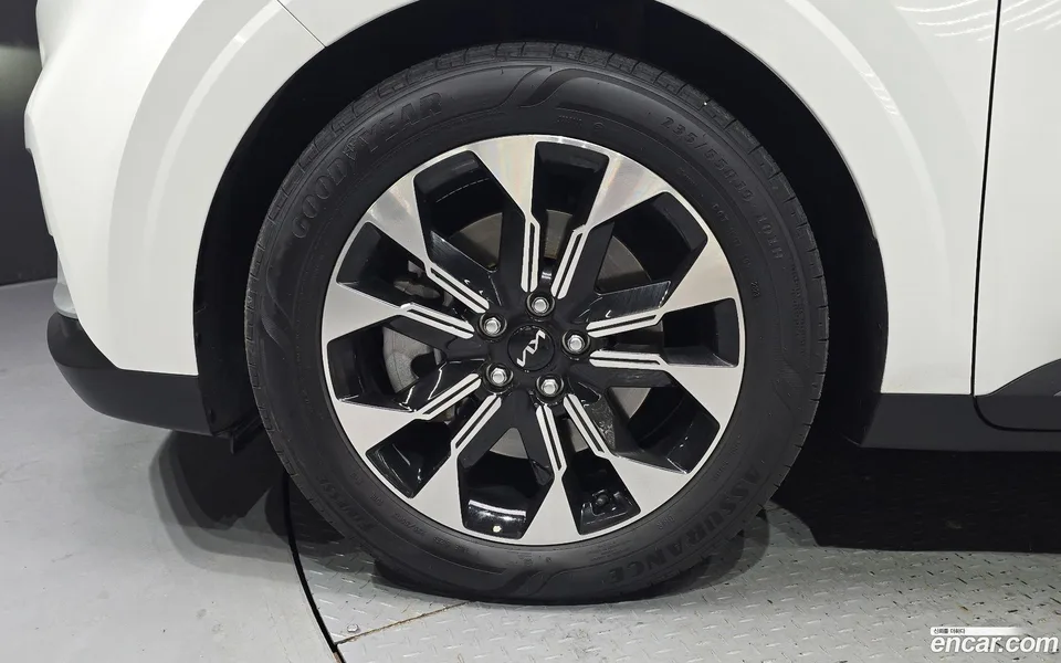 Kia Carnival 9 () 2023 — миниатюра 5