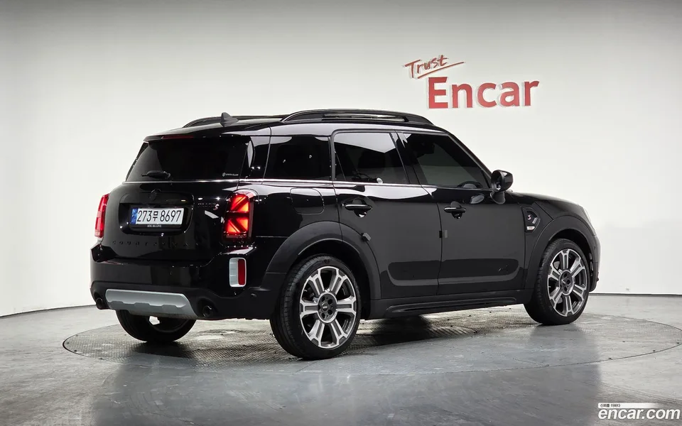 MINI Cooper S Countryman ALL4 2022 — миниатюра 2