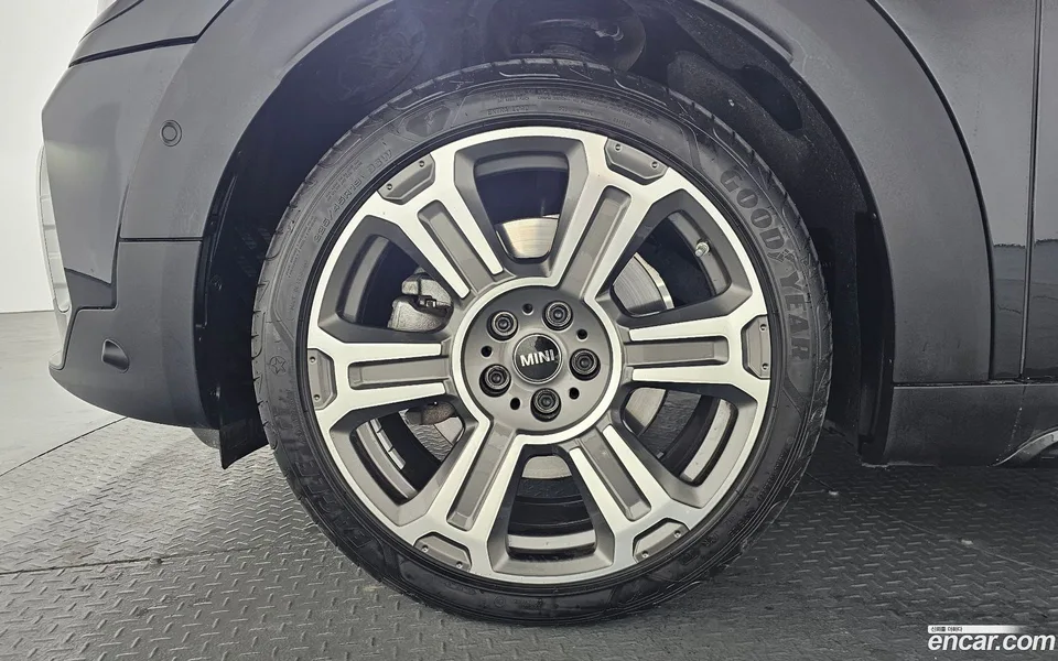 MINI Cooper S Countryman ALL4 2022 — миниатюра 5