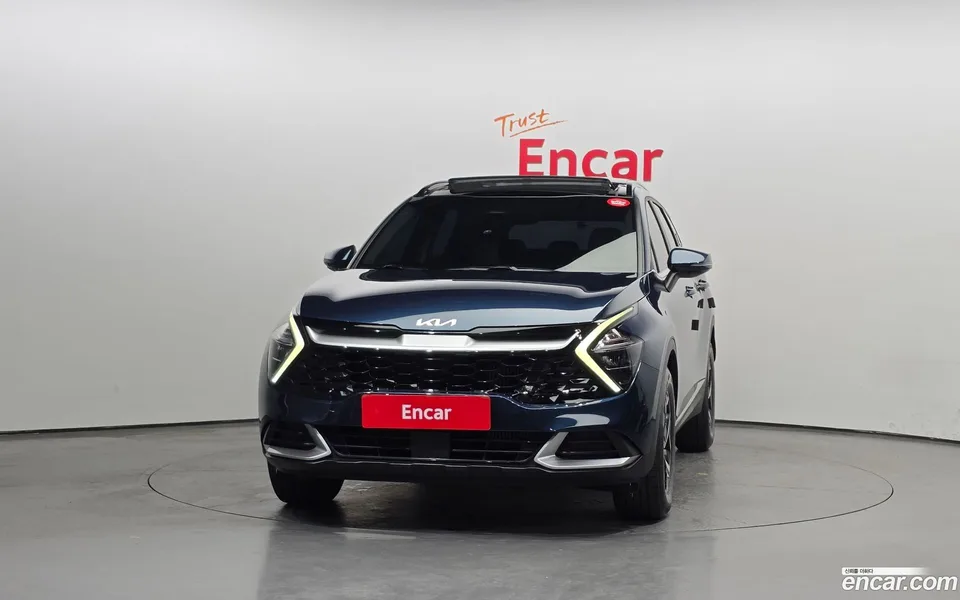 Kia Sportage 1.6 2WD 2023 — миниатюра 3