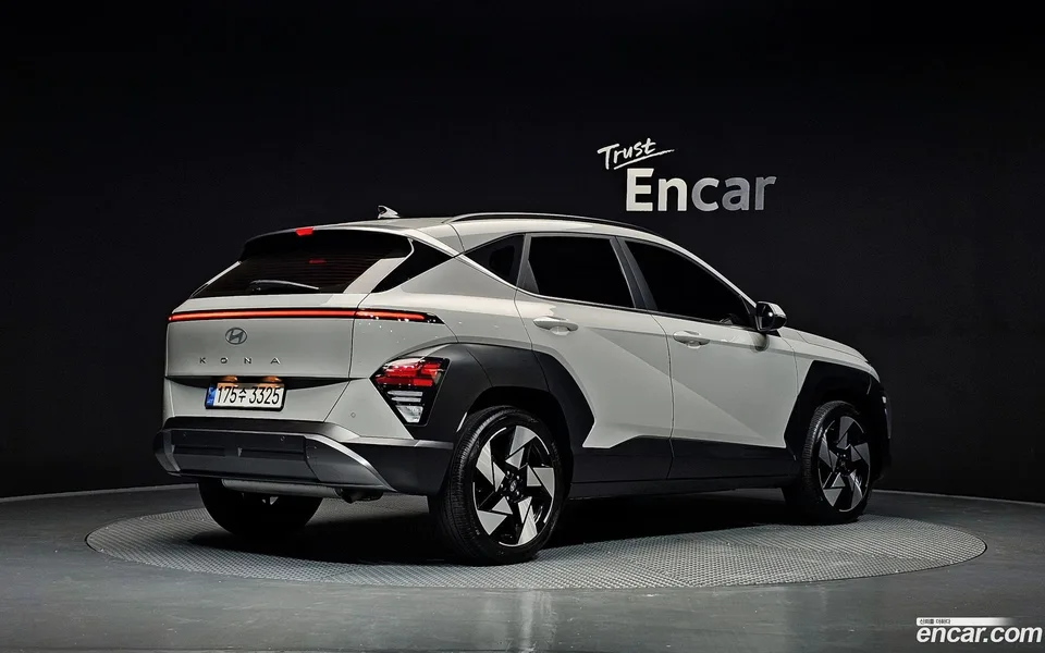 Hyundai Kona 1.6 2WD 2023 — миниатюра 2