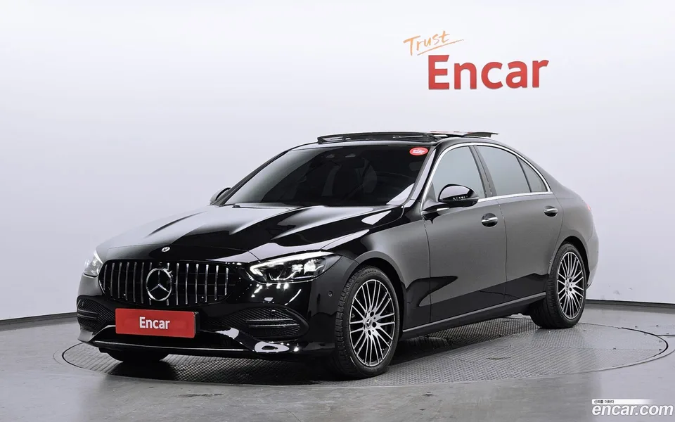 Mercedes-Benz C-Class C300 4MATIC 2024 — фото 1, купить с доставкой в Москву