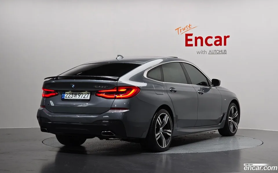 BMW 6 Series GT 630i xDrive M 2022 — миниатюра 2