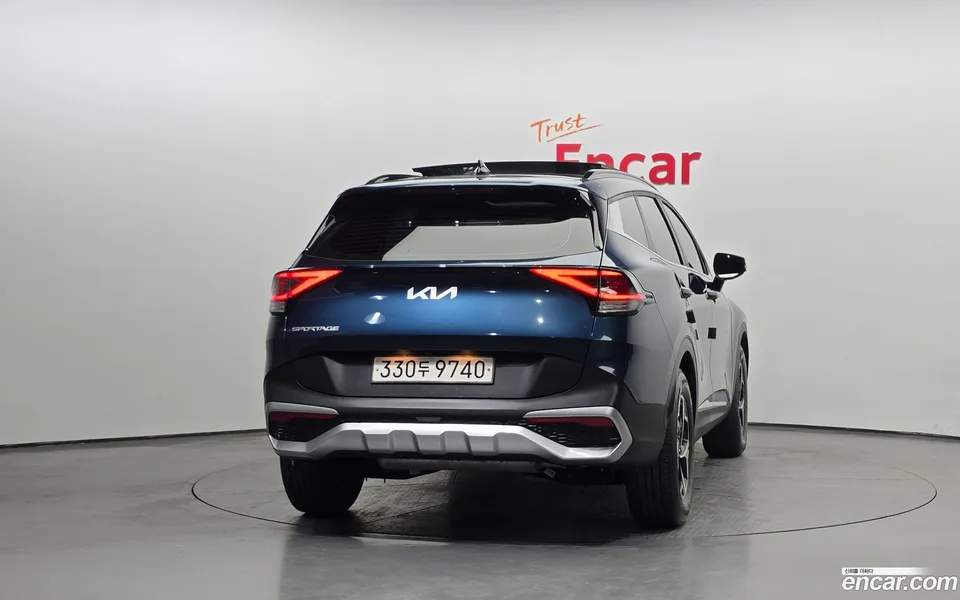 Kia Sportage 1.6 2WD 2023 — миниатюра 4