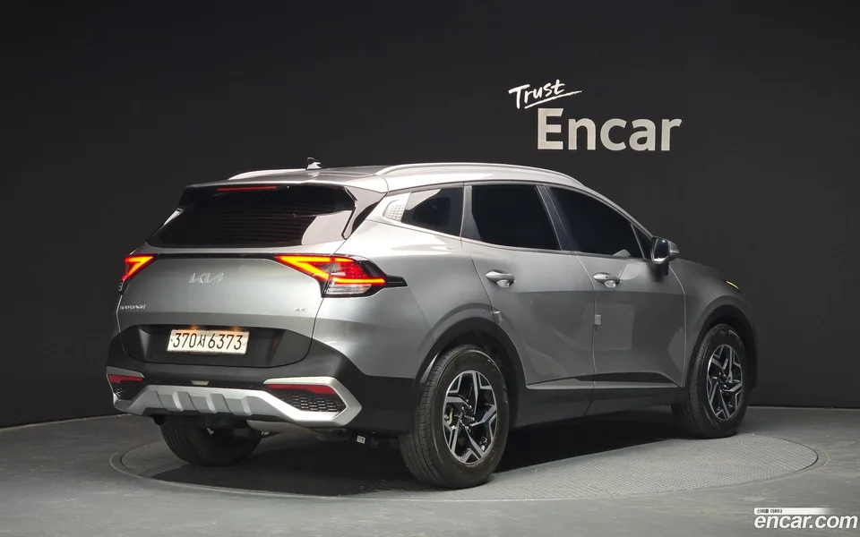 Kia Sportage 2.0 4WD 2022 — миниатюра 2