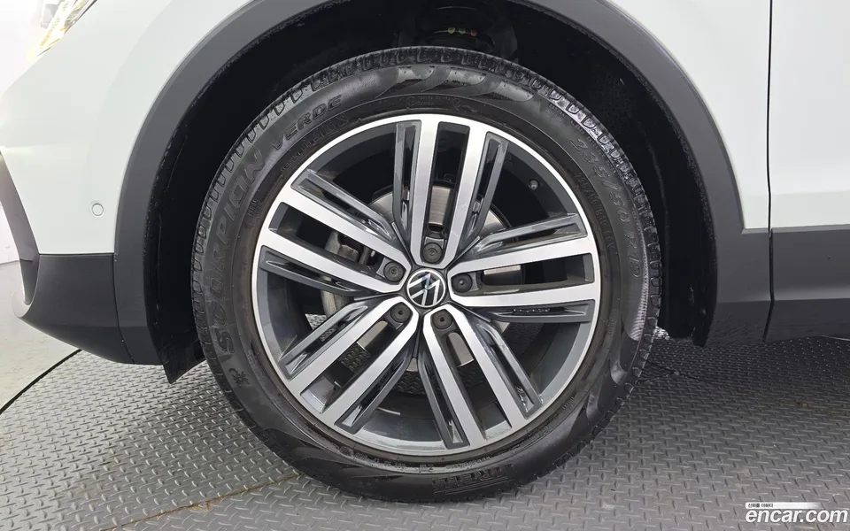 Volkswagen Tiguan 2.0 TDI 2022 — миниатюра 5
