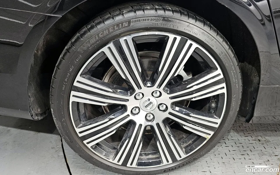 Volvo S90 B6 AWD 2023 — миниатюра 5