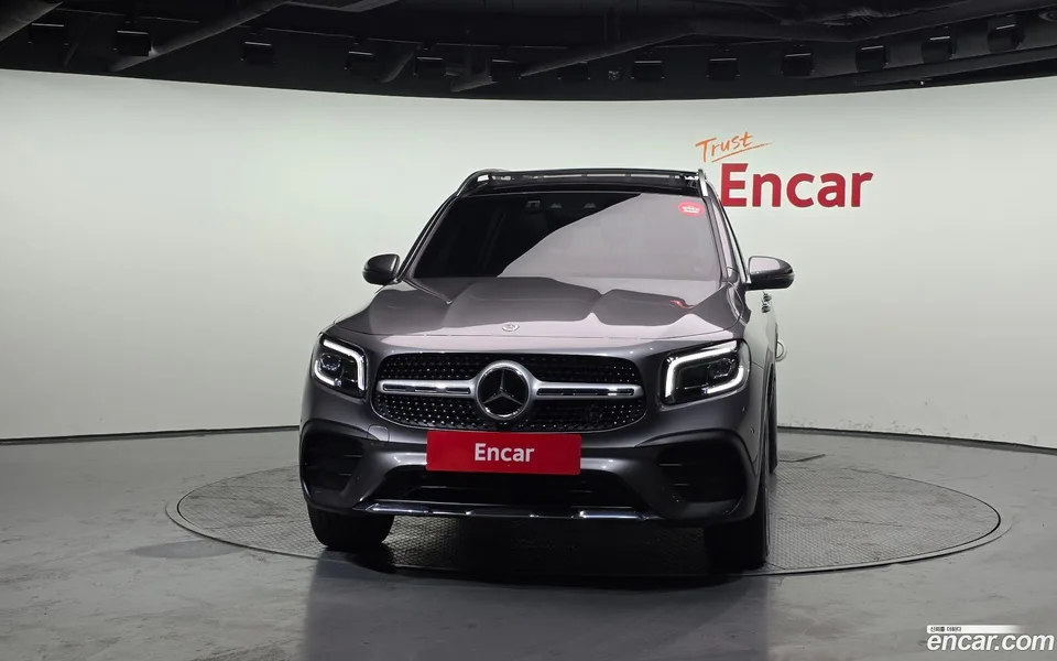 Mercedes-Benz GLB-Class GLB250 4MATIC 2023 — миниатюра 3