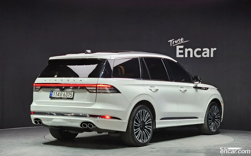 Lincoln Aviator 3.0 AWD 2024 — миниатюра 2