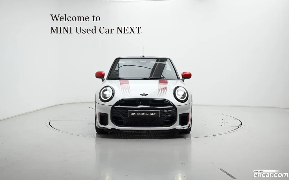 MINI Cooper S Convertible JCW 2025 — миниатюра 3