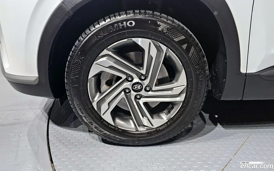 Hyundai SantaFe 2.5T 2WD 2023 — миниатюра 5