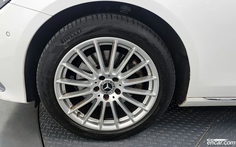 Mercedes-Benz E-Class E250 2022 — миниатюра 5