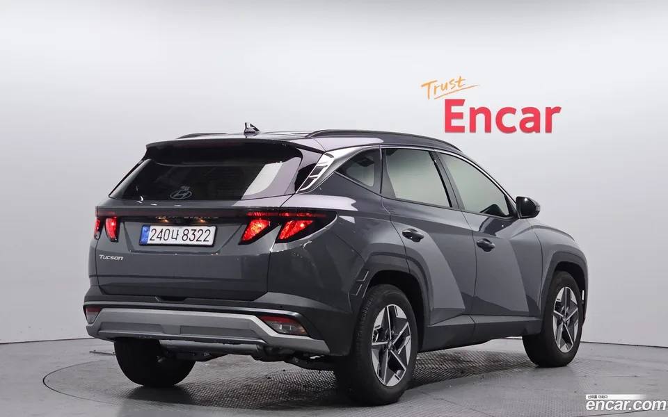 Hyundai Tucson NX4 1.6 2WD 2025 — миниатюра 2