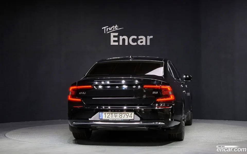 Volvo S90 B5 2022 — миниатюра 4