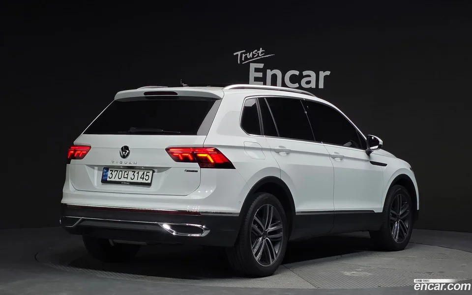 Volkswagen Tiguan 2.0 TDI 2022 — миниатюра 2