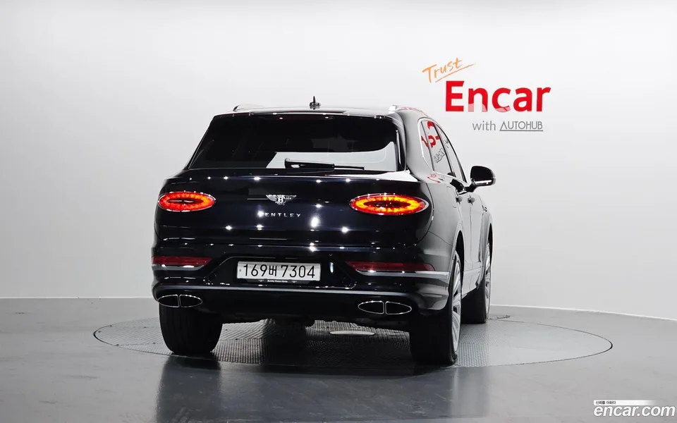Bentley Bentayga 4.0 V8 2023 — миниатюра 4