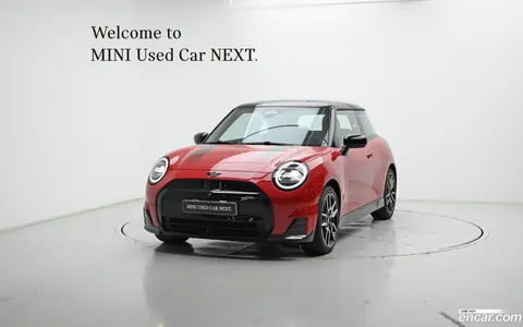 MINI Cooper Electric 2025 купить в Москве