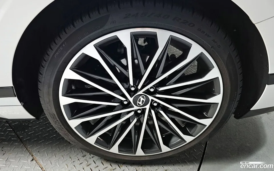 Hyundai Grandeur Hybrid 2025 — миниатюра 5