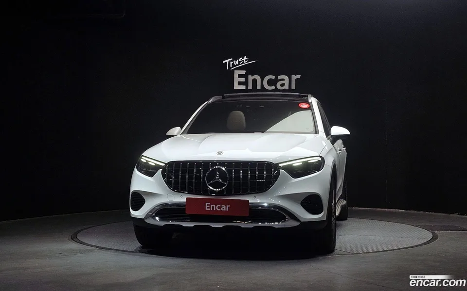 Mercedes-Benz GLC-Class GLC300 4MATIC 2025 — миниатюра 3
