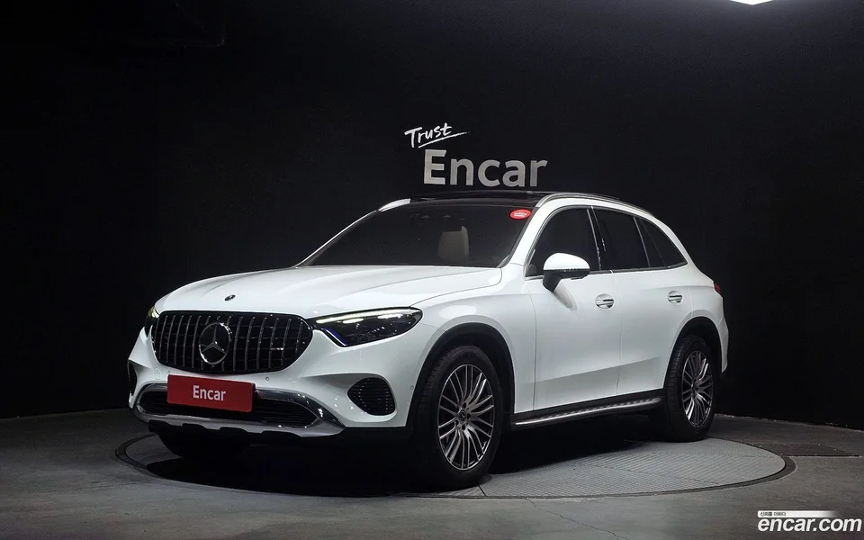 Mercedes-Benz GLC-Class GLC300 4MATIC 2025 — фото 1, купить с доставкой в Москву