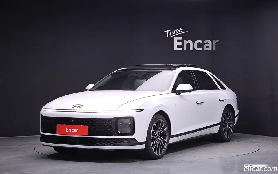 Hyundai Grandeur Hybrid 2025 — фото 1, купить с доставкой в Москву