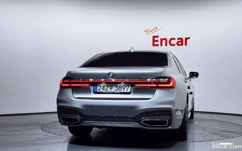 BMW 7 Series 730d xDrive M 2022 — миниатюра 4