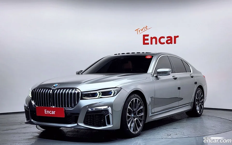 BMW 7 Series 730d xDrive M 2022 — фото 1, купить с доставкой в Москву