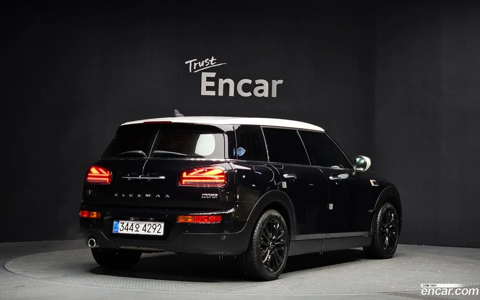 MINI Cooper Clubman 2022 — миниатюра 2