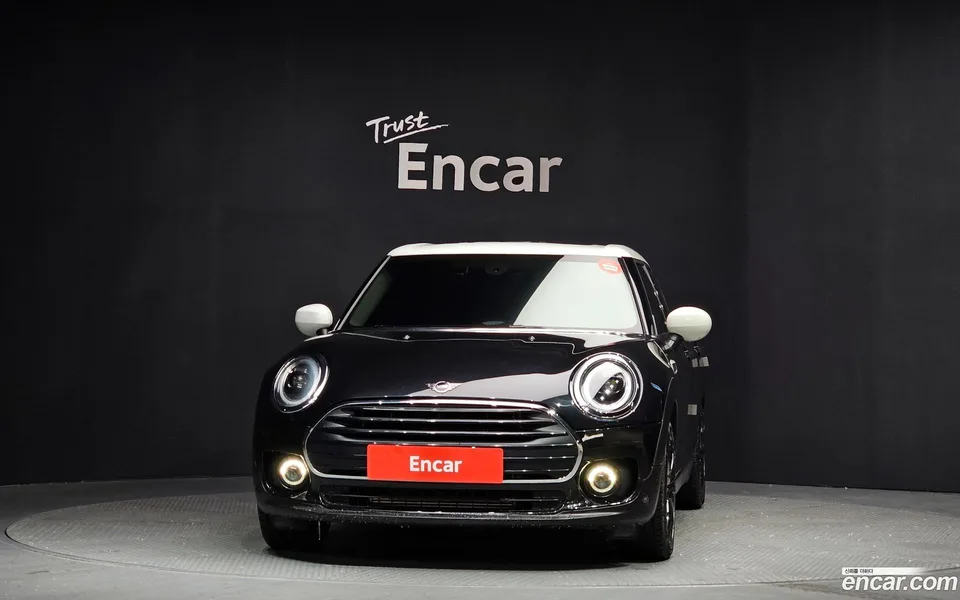 MINI Cooper Clubman 2022 — миниатюра 3