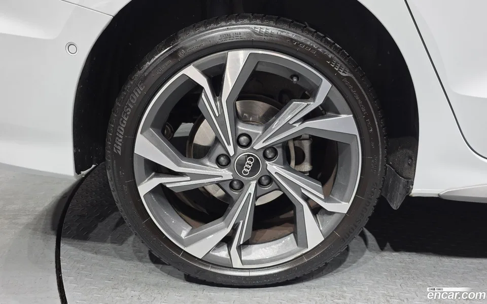 Audi A3 (8Y) 40 TFSI 2022 — миниатюра 5