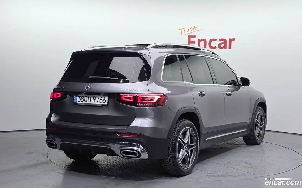 Mercedes-Benz GLB-Class GLB250 4MATIC 2022 — миниатюра 2