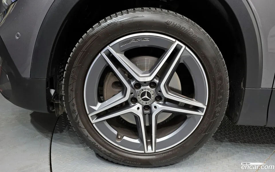 Mercedes-Benz GLB-Class GLB250 4MATIC 2022 — миниатюра 5