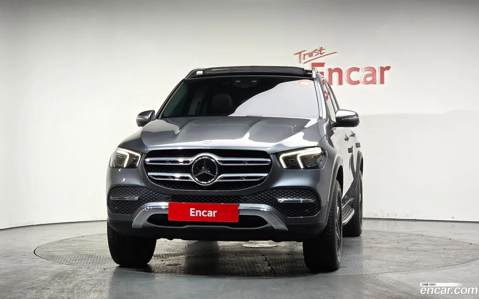 Mercedes-Benz GLE-Class GLE350e 4MATIC 2022 — миниатюра 3