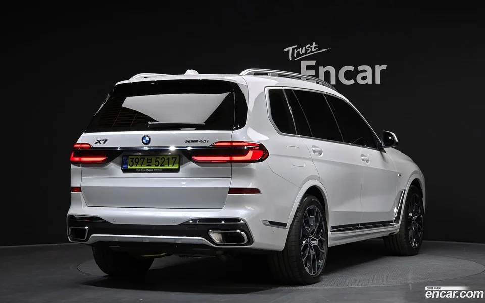BMW X7 xDrive 40i M 6 2025 — миниатюра 2