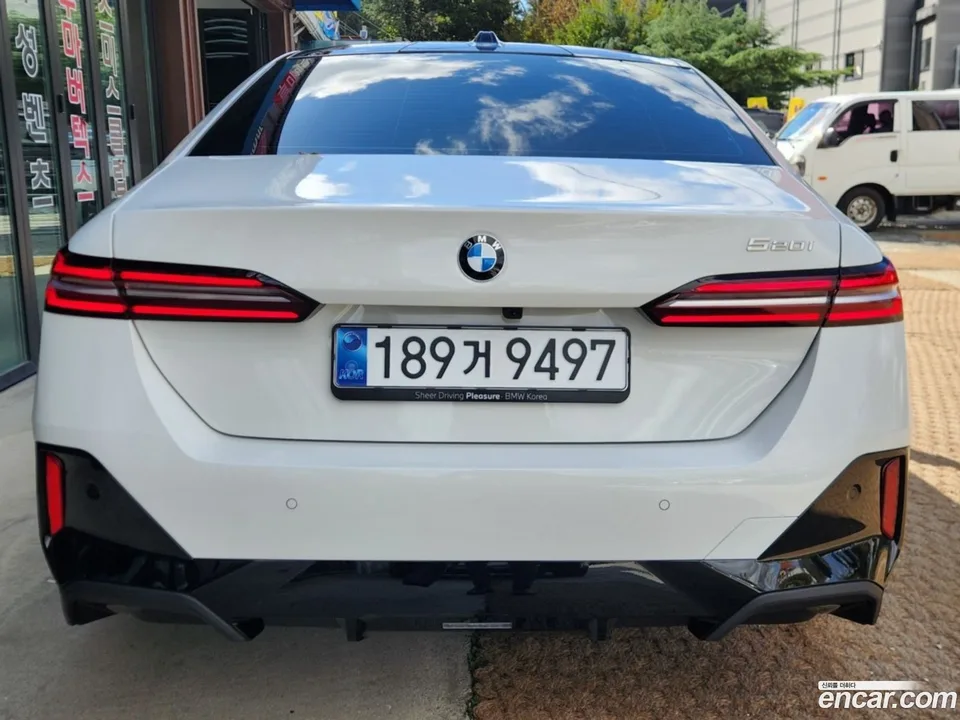 BMW 5 Series 520i M 2025 — миниатюра 4