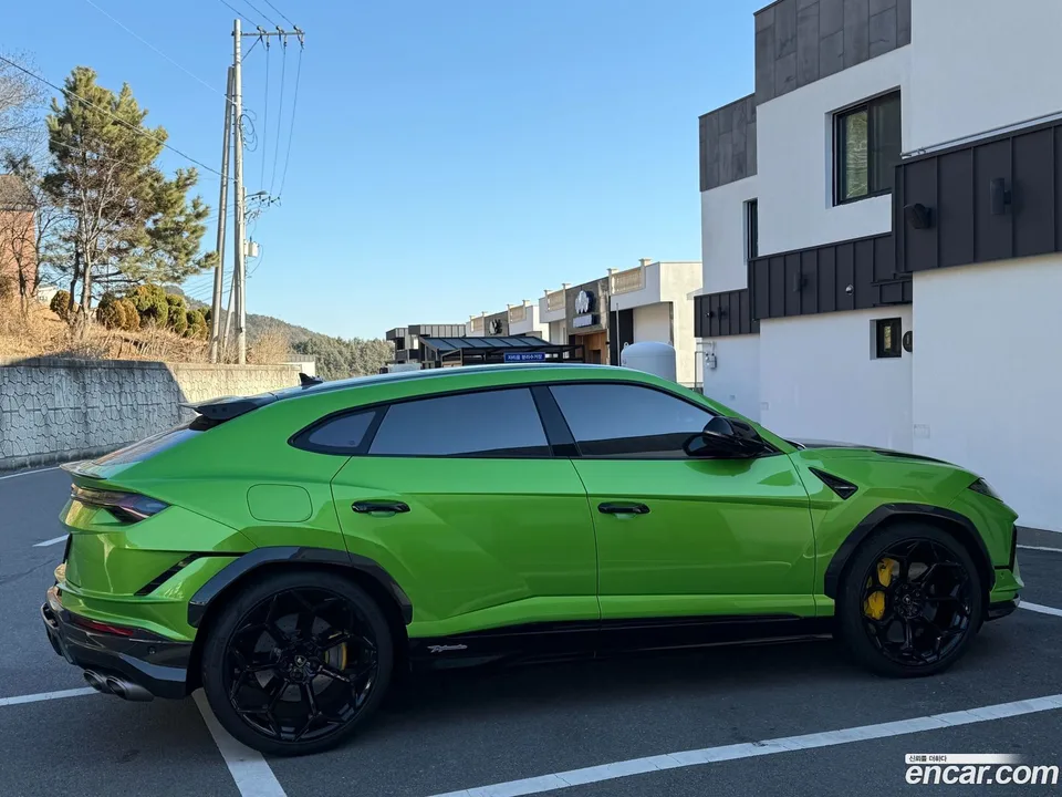 Lamborghini Urus 4.0 V8 2024 — миниатюра 5