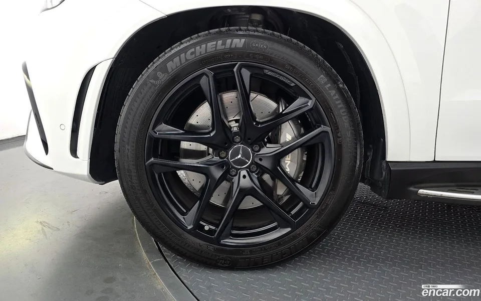 Mercedes-Benz GLE-Class AMG GLE53 4MATIC+ 2023 — миниатюра 5