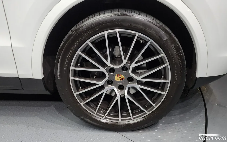 Porsche Cayenne 3.0 2023 — миниатюра 5